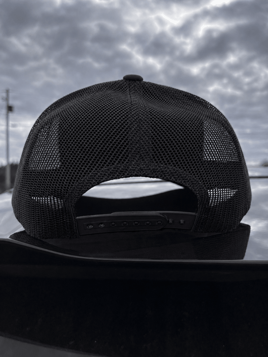 Handful Element Wear – Classic Trucker Hat Black Mesh - HANDFUL