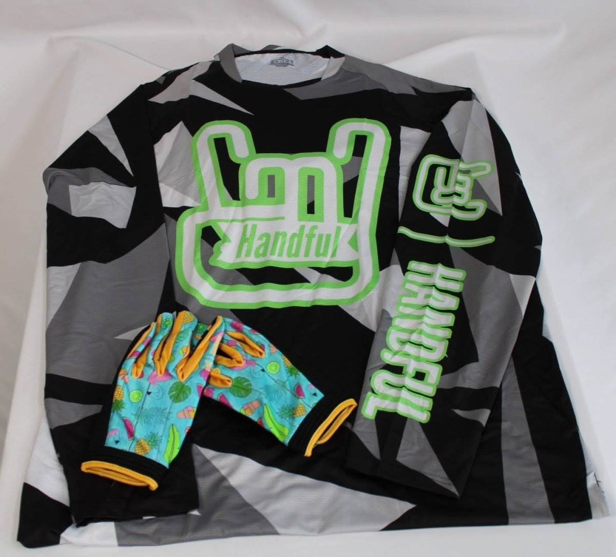 Signature Series - FLAMING - 0 - HANDFUL